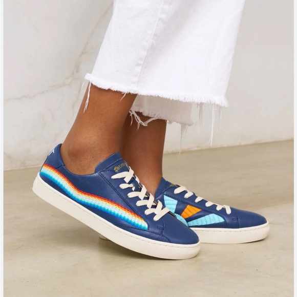Soludos Ibiza Rainbow Wave Blue Leather Sneakers Size 7.5 New in Box - Picture 1 of 13